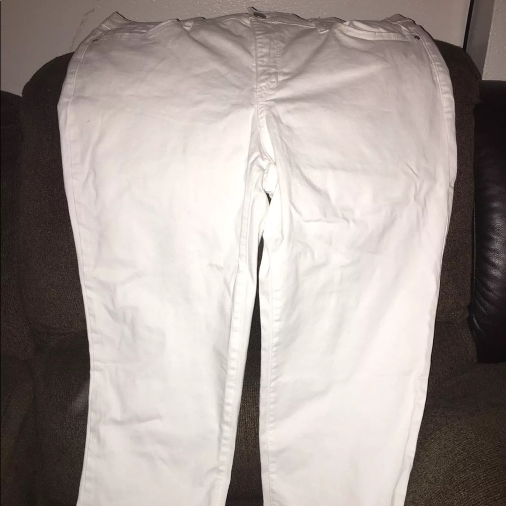 White Capris